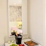 Villamar Style Maison Bed & Breakfast Nazaré
